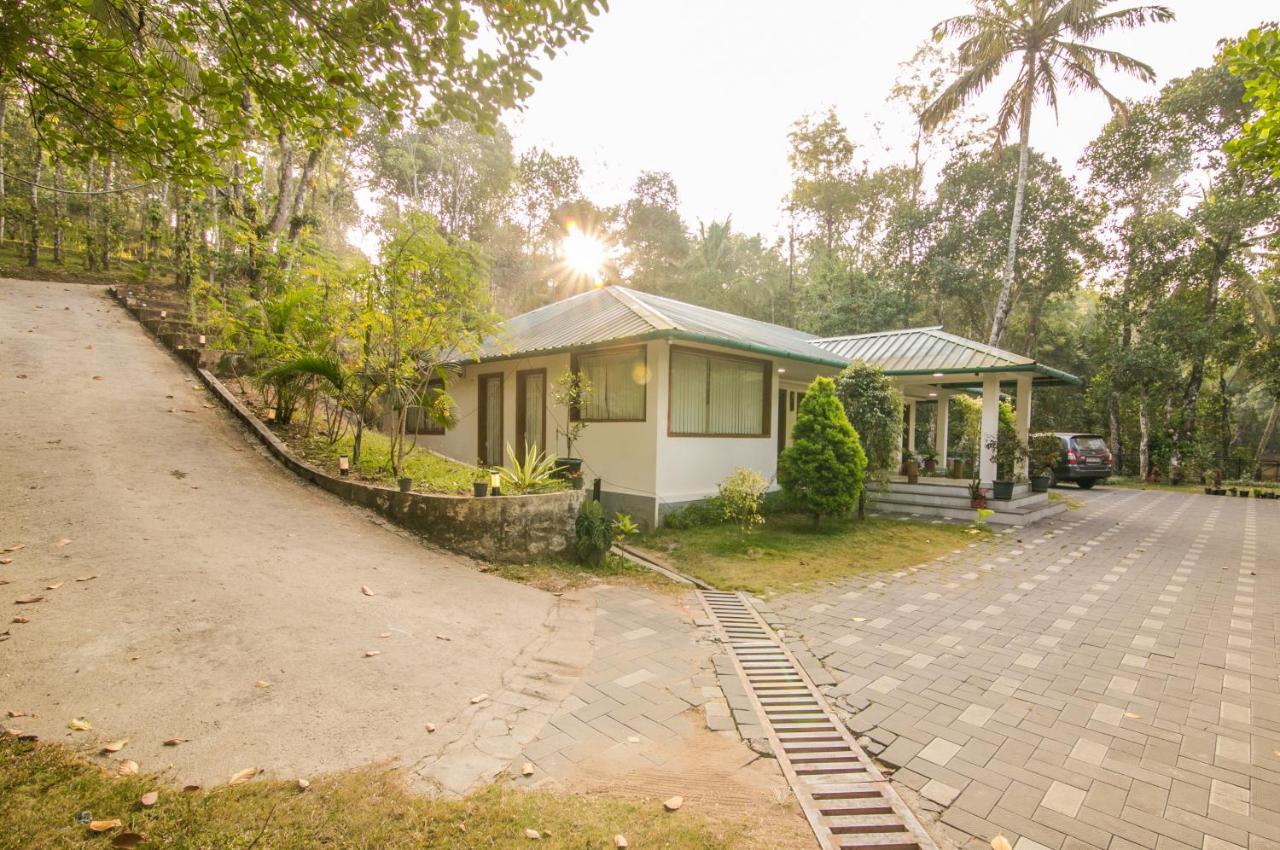 Hôtel Rockville Wayanad à Sultan Bathery Extérieur photo